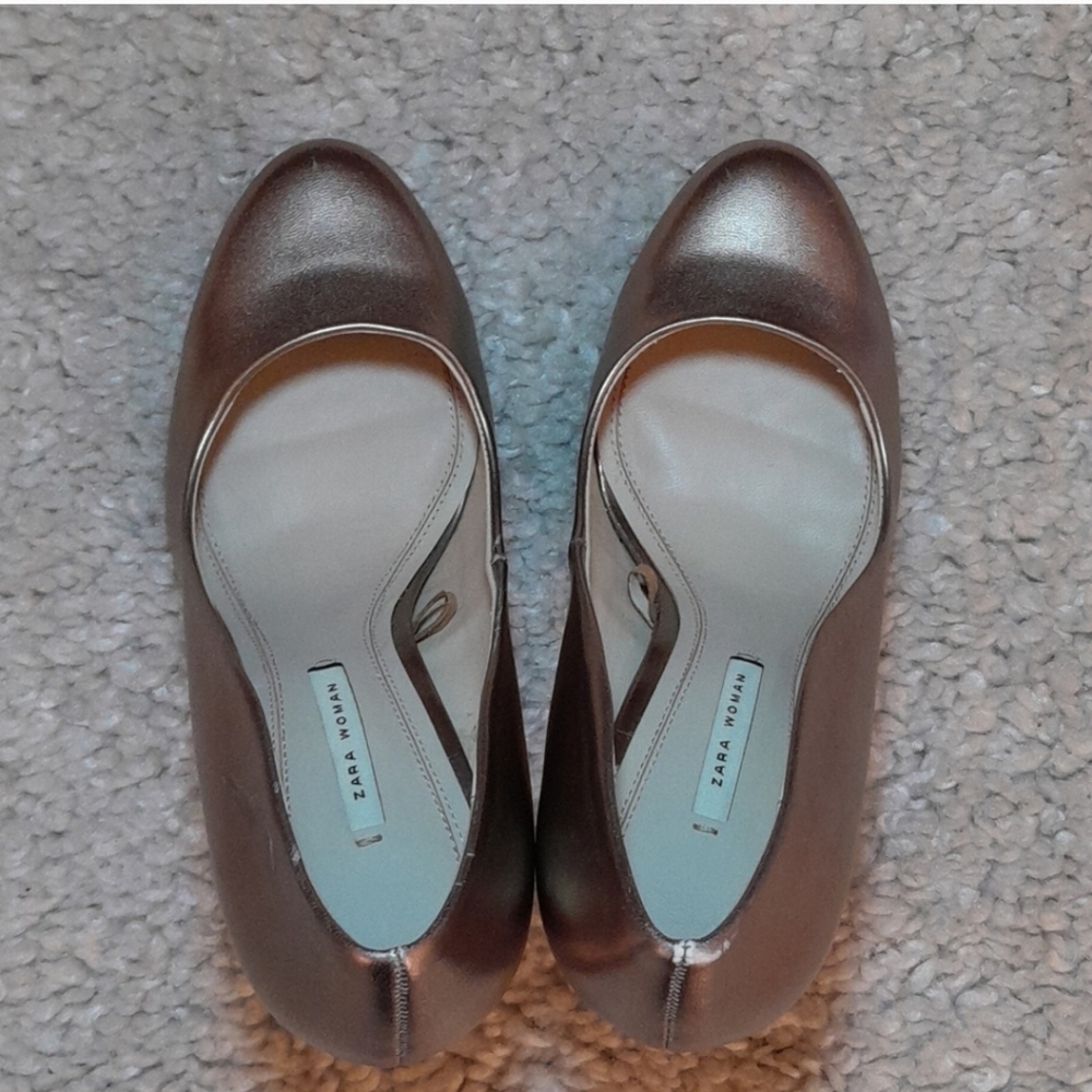ZARA ROUND TOE Mettalic Round Toe Pumps Size 8 - Picture 3 of 16